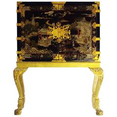 Antique Chinese Style Lacquered Cabinet, England, End of the 19th Century