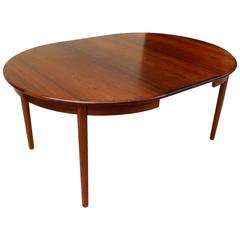 Danish Mid-Century Modern Extendable Rosewood Dining Table with Leaves