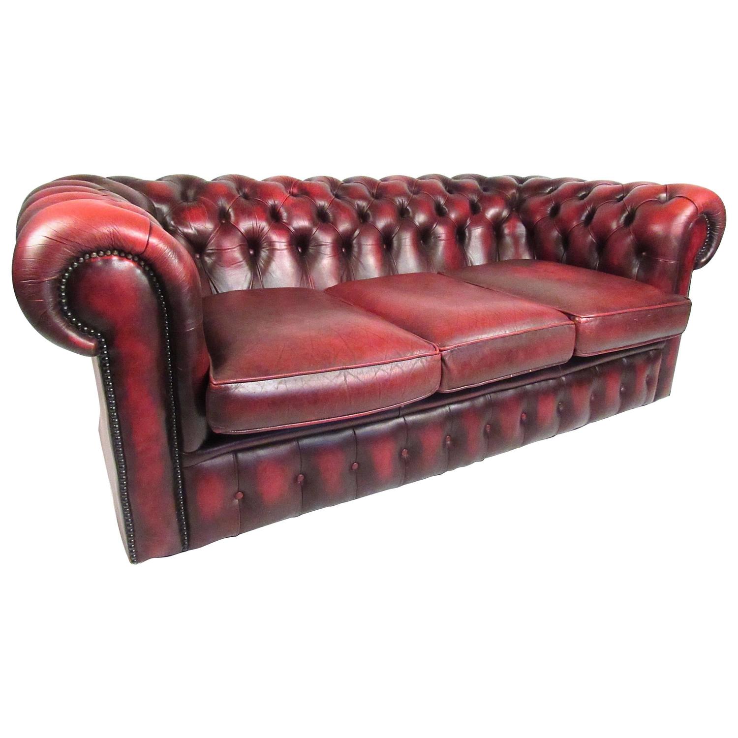 Vintage Red Leather Chesterfield Sofa For Sale at 1stdibs