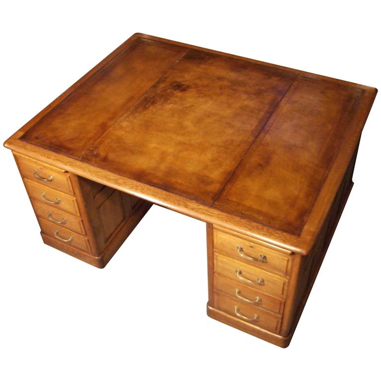 19th Century Antique Oak Partners Desk With Leather Top At 1stdibs