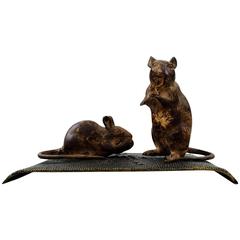 Large Wiener Bronze, Two Rats on Base, Bronze Figure of High Quality