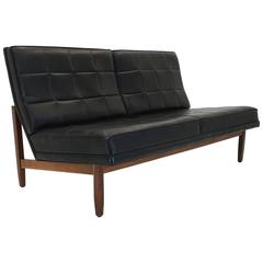 Walnut Settee by Florence Knoll, 1952 3