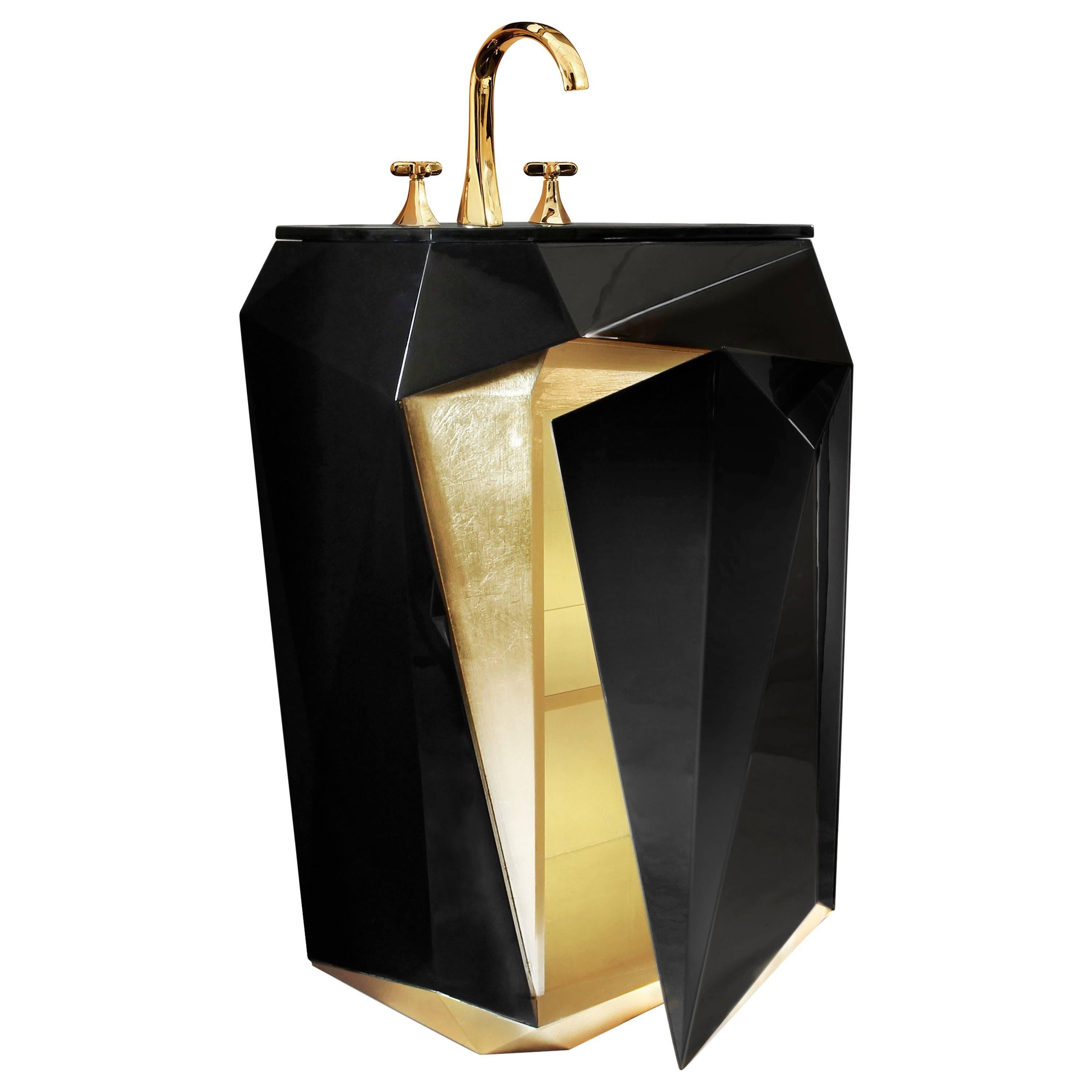 European Modern Black Varnished Lacquer and Gold Freestanding Wash Basin Sink For Sale