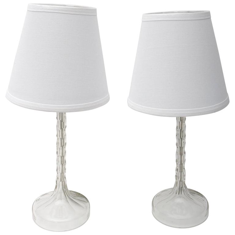 Pair Of American Art Deco Period Vanity Table Lamps In Clear Cut Pair Of American Art Deco Period Vanity Table Lamps In Clear Cut Crystal For