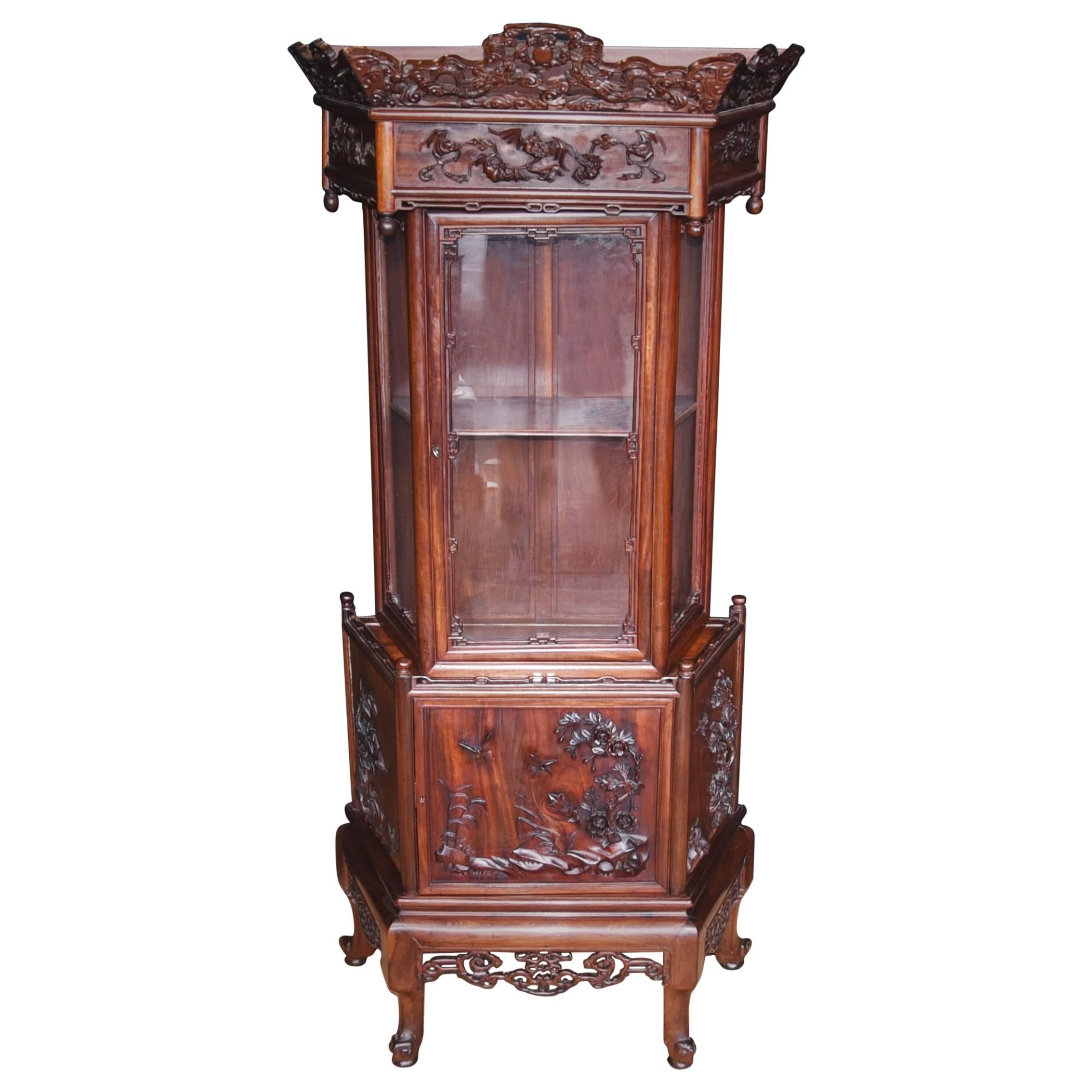 Antique Chinese Padauk Hand-Carved Display Cabinet Relief Carving For Sale
