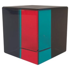 Cube en acrylique signé Vasa Mihich Op Art