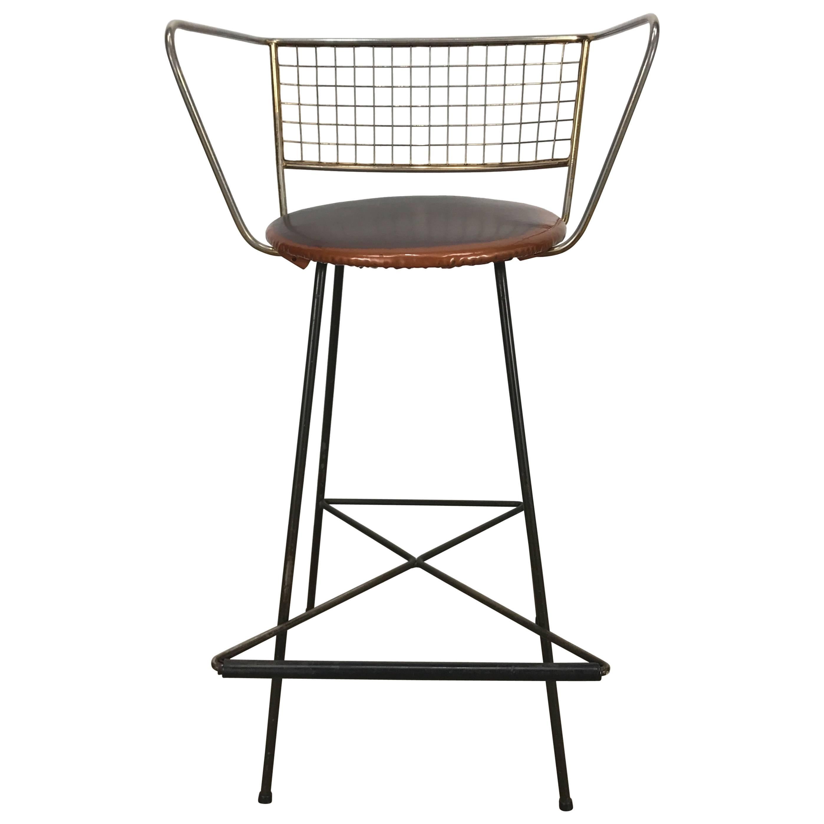 Classic Mid-Century Modern Brass and Wire Iron Stool For Sale