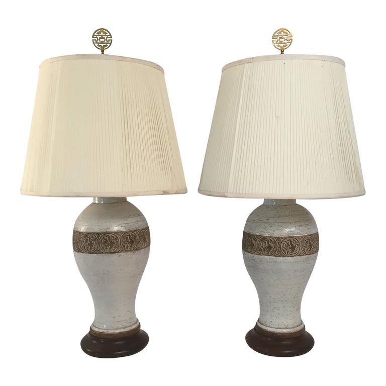 Pair of Ugo Zaccagnini Italian Pottery Lamps For Sale at 1stdibs