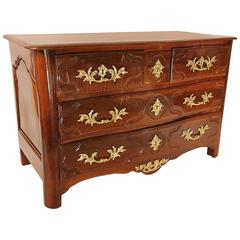 Early 18th Century Regence Walnut Commode 10