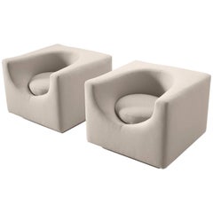 Newly Upholstered Lounge Chairs by Saporiti 8