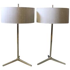 Set of Two Table Lamps of Chrome-Plated Metal of Italian Design, 1980s