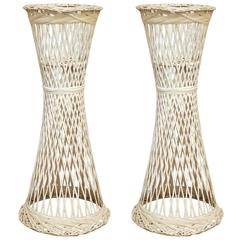 Pair of Russell Woodard Spun Fiberglass Plant Stands 10