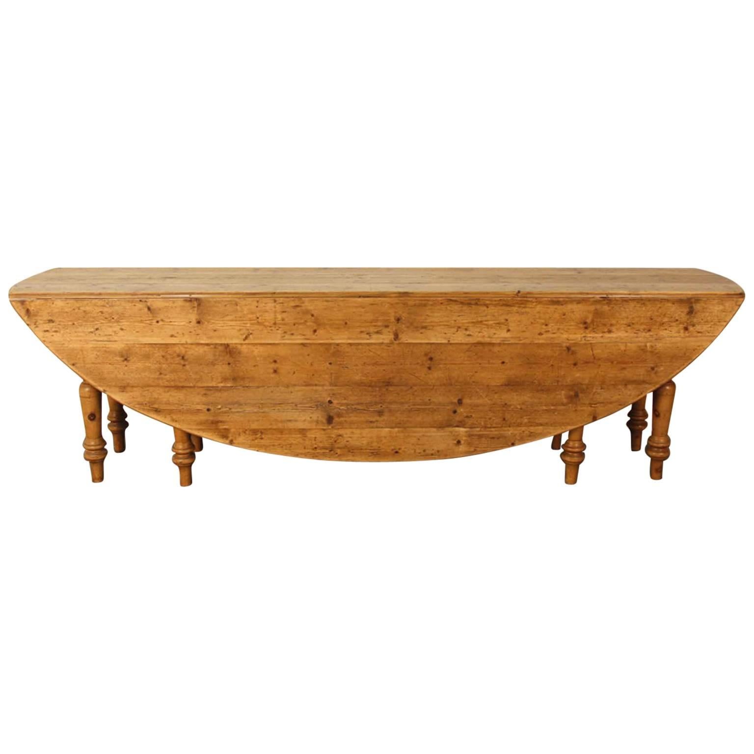 Pine Oval Drop-Leaf Dining Table For Sale