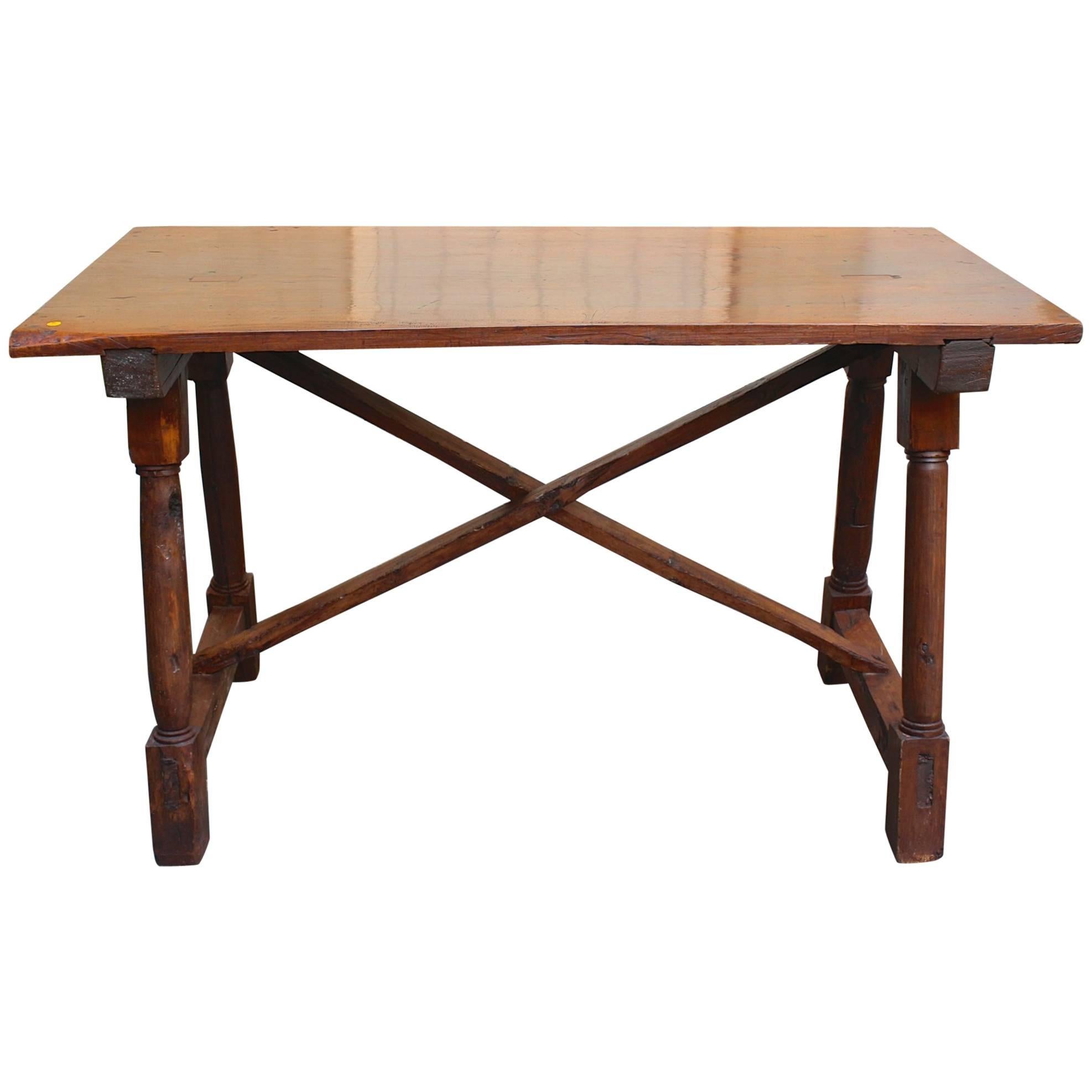 Antique French Early 19th Century Walnut Presentation Table For Sale