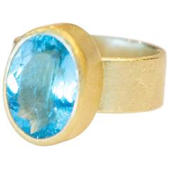Aquamarine Ova Cabochon Ring