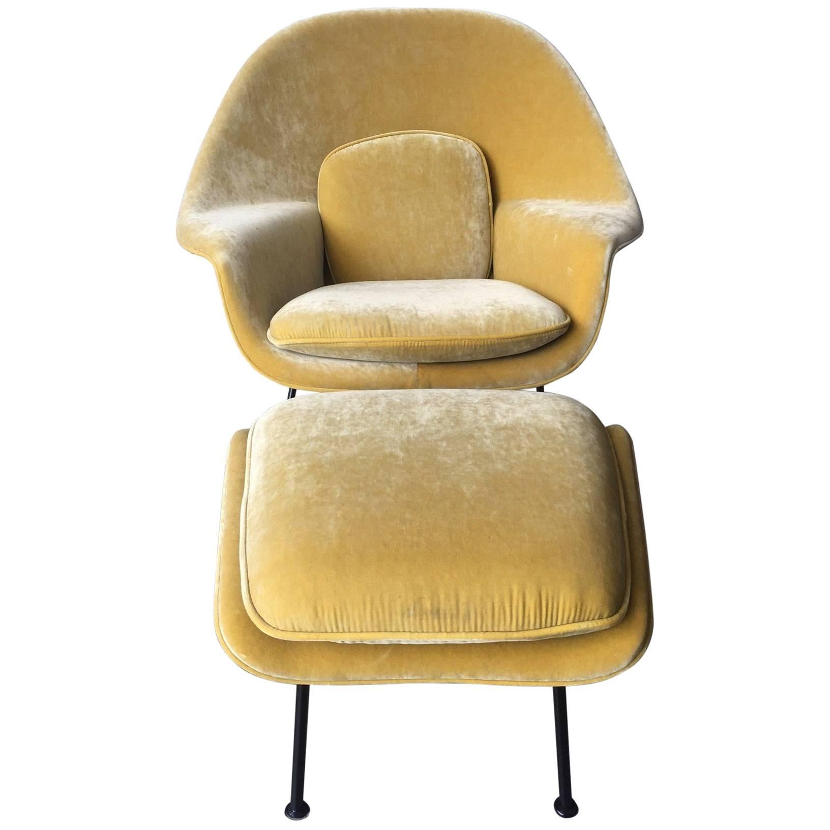 Original Eero Saarinen for Knoll Womb Chair and Ottoman
