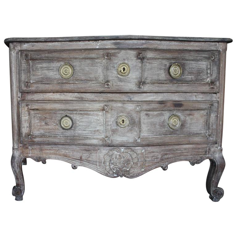 19th Century Louis XV Serpentine Front Commode 1