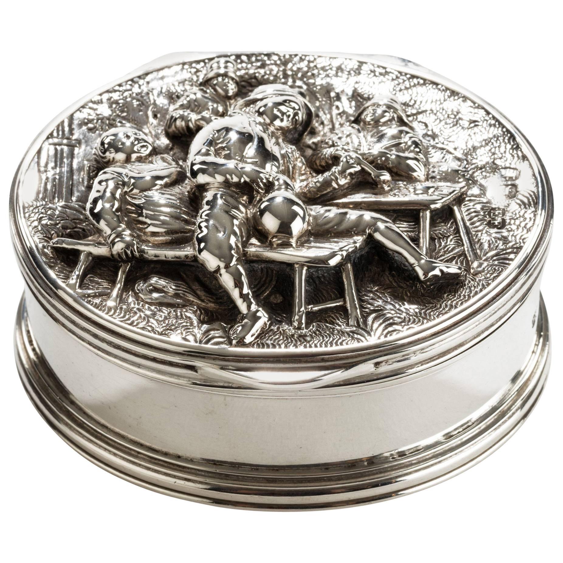 19th century Silver Snuff Box For Sale