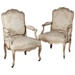 Pair of 19th Century Large Antique Italian Hand-Carved Giltwood Rococo Armchairs 5