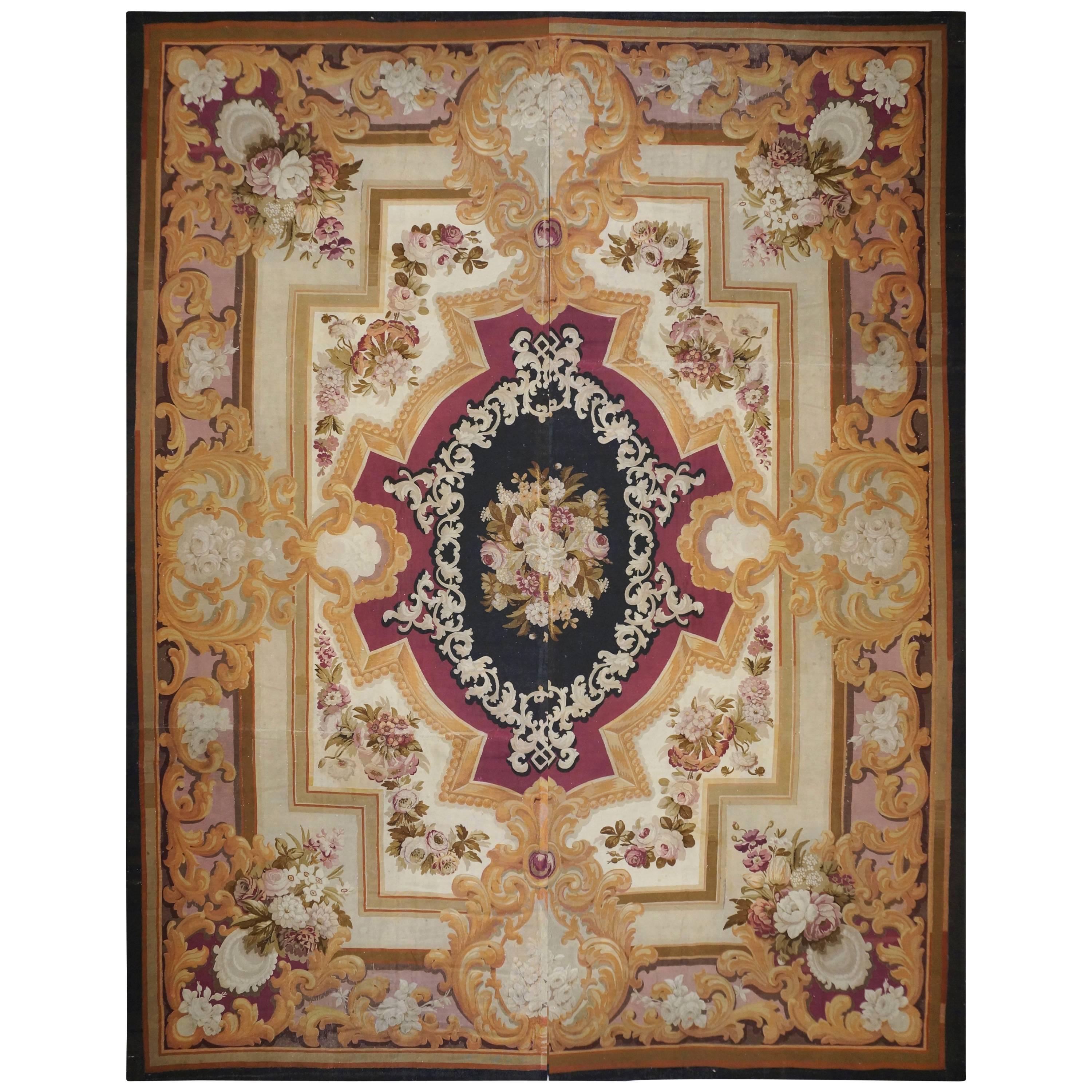 18th Century Aubusson Carpet Louis XV For Sale