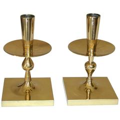 Pair of Tommi Parzinger for Dorlyn Brass Candlesticks 10