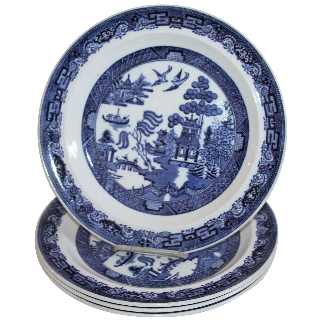 Set of Four 19th Century Wedgewood Blue Willow Plates at 1stDibs