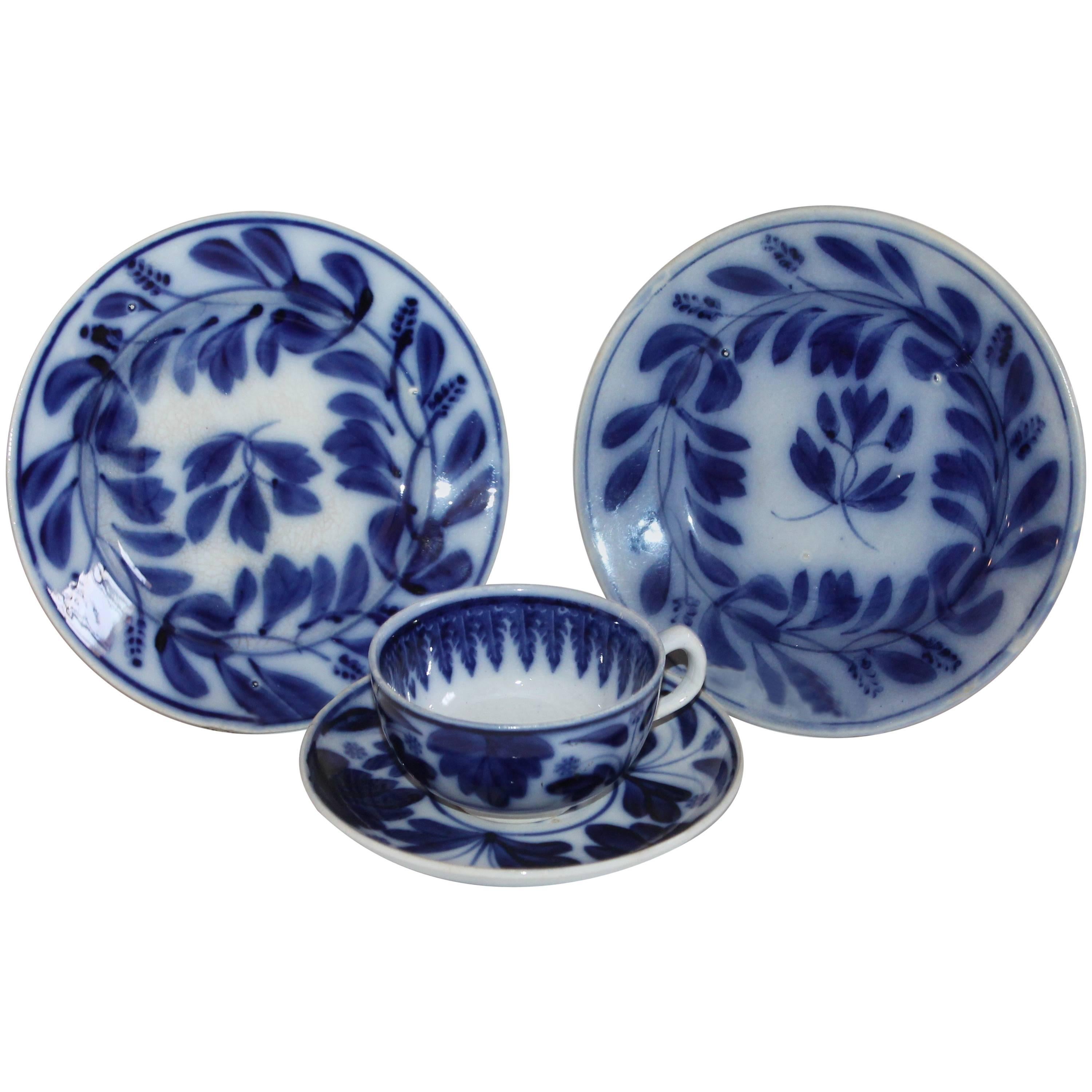 19th Century Spinach Leaf Flow Blue Spatter Ware