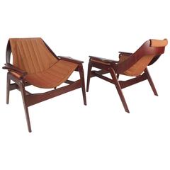 Chaises longues en forme de harnais:: de style moderne du milieu du siècle:: créées par Jerry Johnson