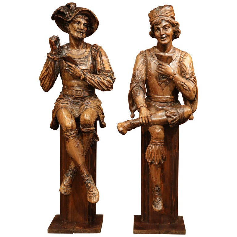 Pair of Mid-18th Century Italian Carved Walnut Statues "The Cards ...
