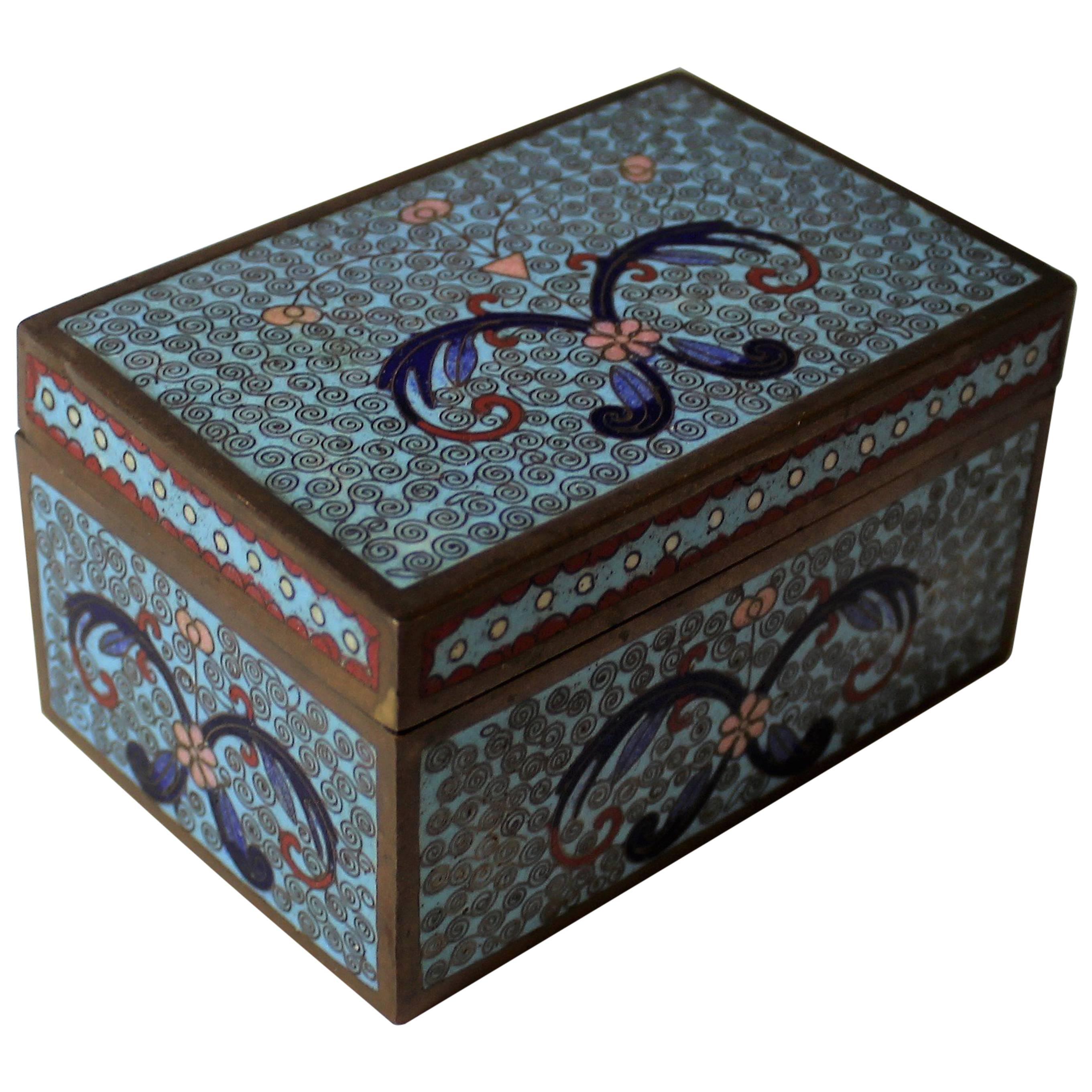 19th Century Chinese Cloisonne Decoritive Box