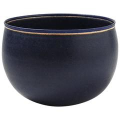 Elegant Stoneware Bowl by Alev Ebüzziya Siesbye, circa 1992