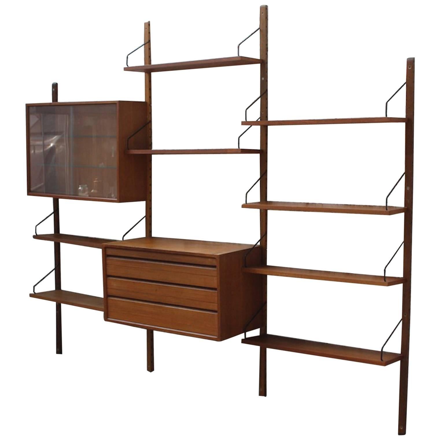 Wall System by Poul Cadovius for Royal Systems, Denmark, 1950s For Sale