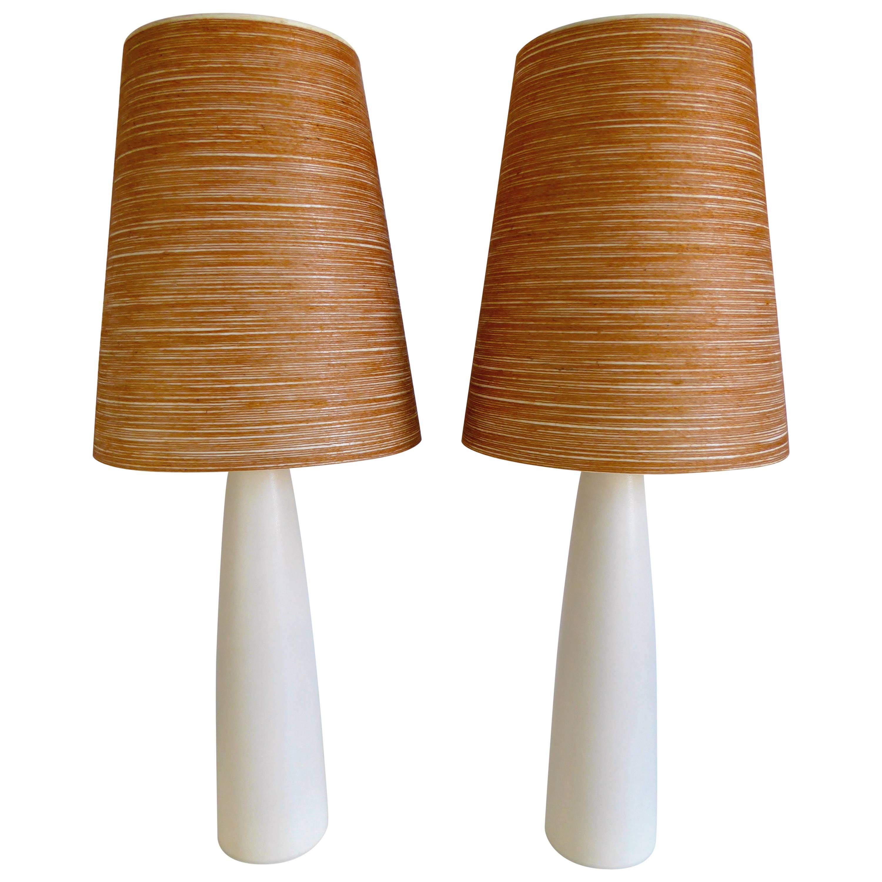 Mid-Century Modern Pair of Ceramic Lotte Lamps