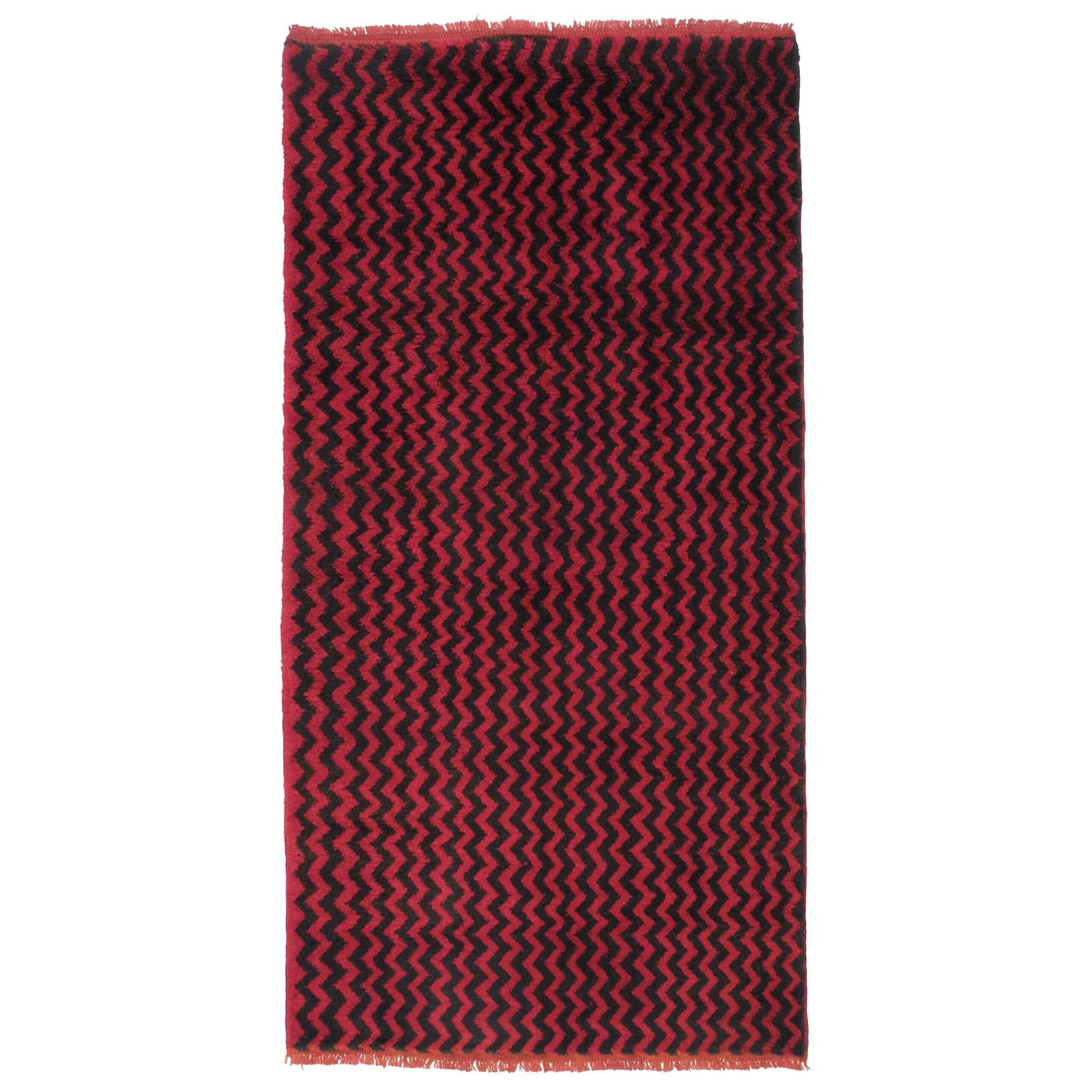 Red & Black Zigzag “Tulu”, 'DK-87-49' For Sale