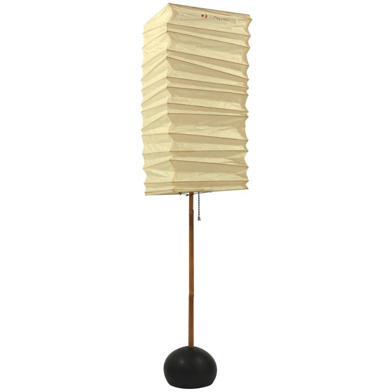 Vintage Isamu Noguchi Akari 45xn Table Lamp Circa 1975 For At Vintage Isamu Noguchi Akari 45xn Table Lamp Circa 1975 For