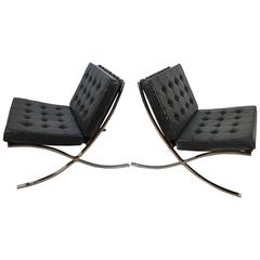 Pair of Original Black Leather Knoll & Mies Van Der Rohe Barcelona Chairs 11