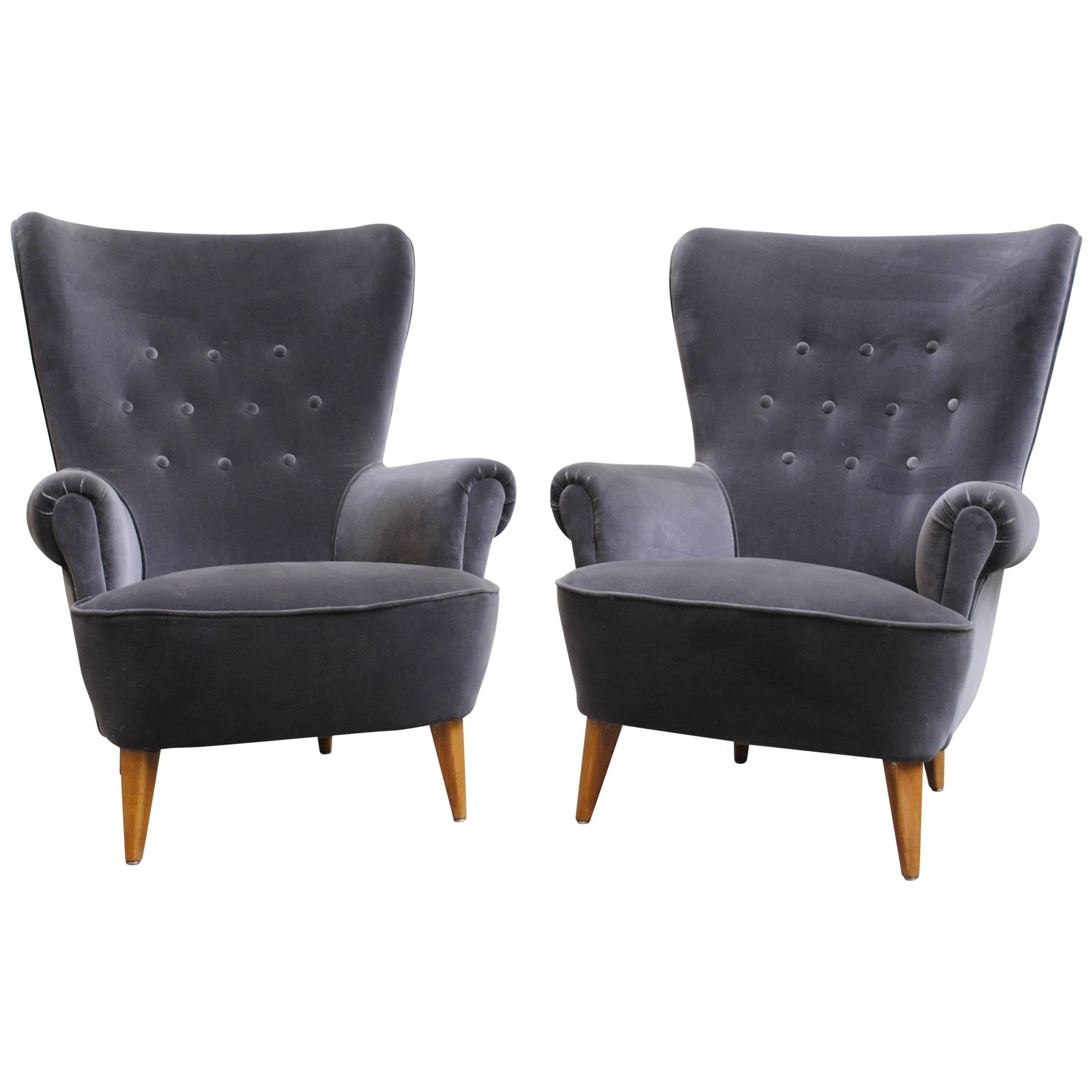Pair of Theo Ruth Lounge Chairs by Artifort