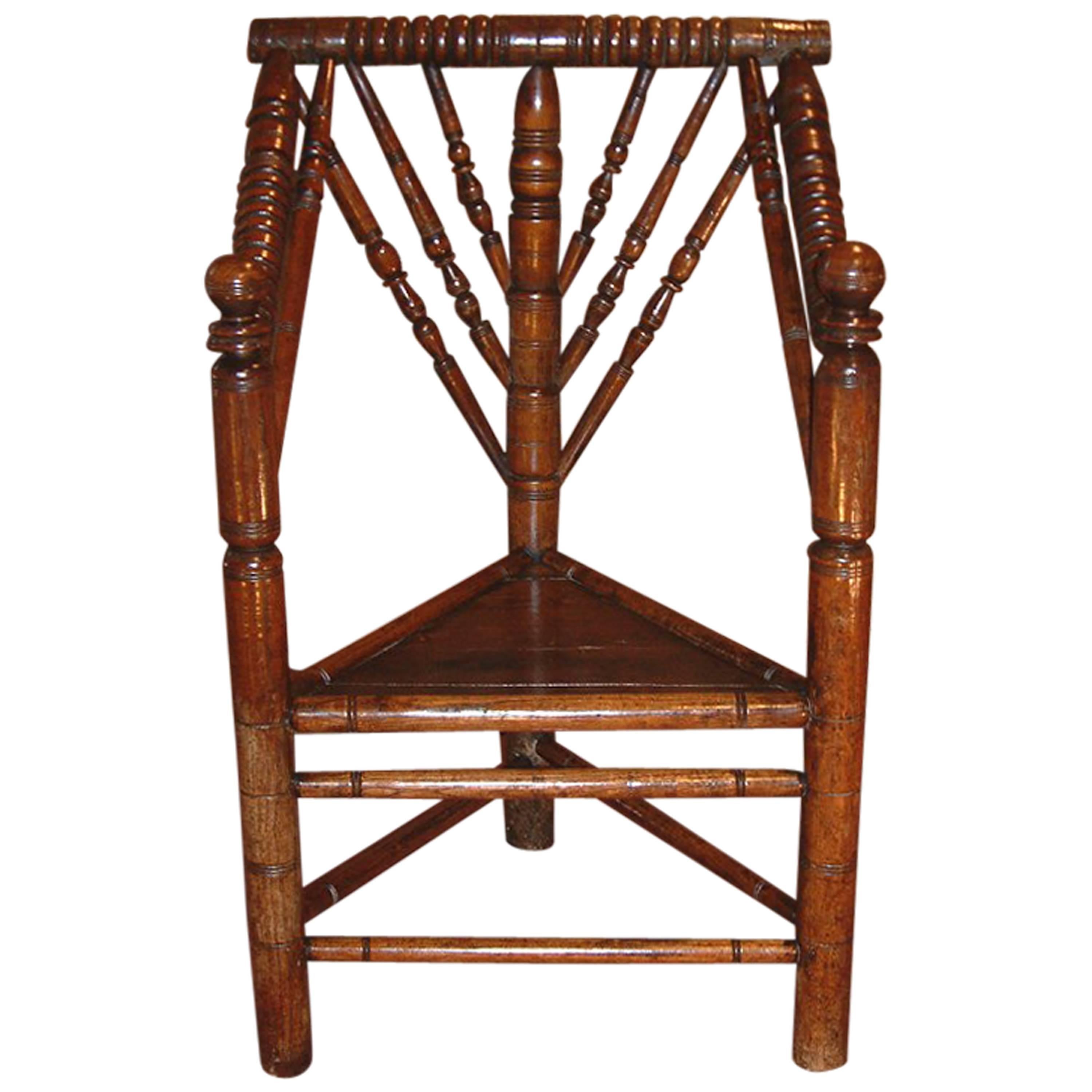Mid-17th Century Oak Turners Chair Dating from circa 1650 For Sale