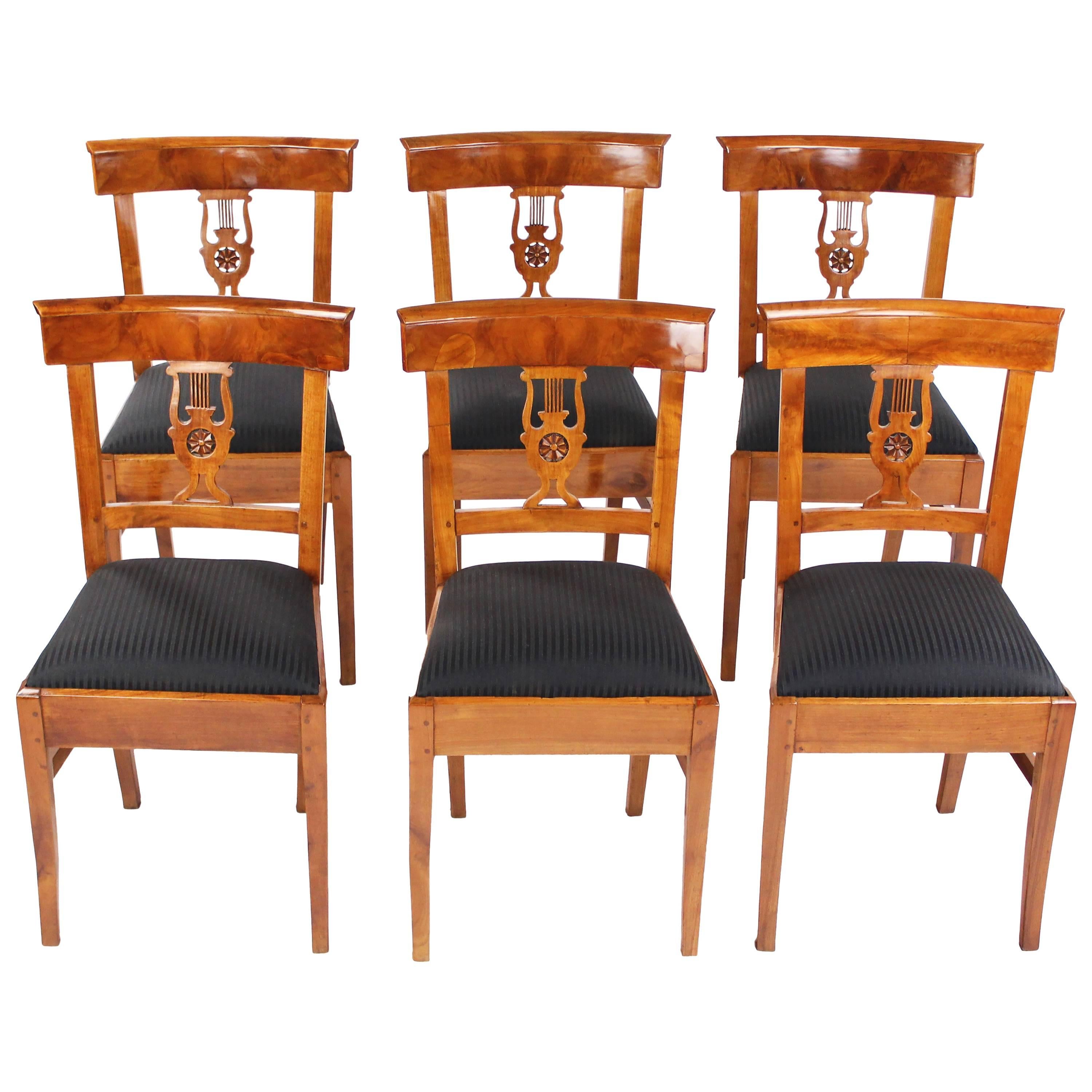 Very Rare Set of Six Biedermeier Period Chairs, circa 1830, Cherry Tree, Lyra