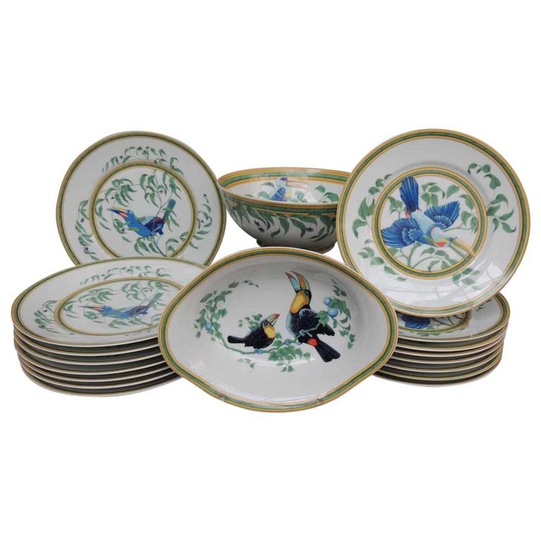 Hermes, Porcelain Dinnerware "TOUCANS" Service at 1stDibs
