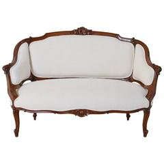 Louis XV Style Settee in Walnut Wood with White Upholstery Fabric