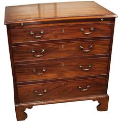18th Century Gorgeous Small Mahogany Bachelor Chest of Drawers