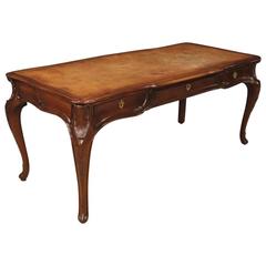 20th Century Italian Writing Desk in Louis XV Style in Walnut