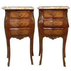 Good Pair of Kingwood and Ormolu Mounted French Marble-Top Bedside Cabinets