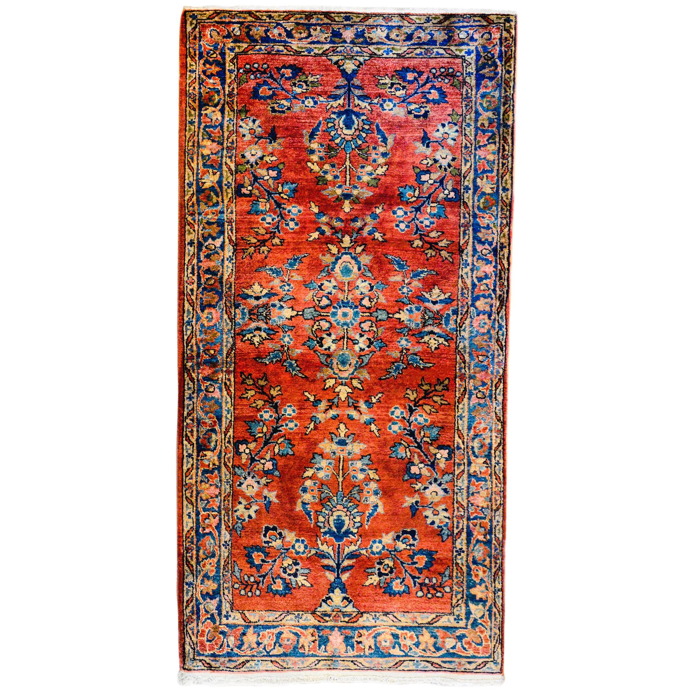 Exquisite Early 20th Century Mohajeran Sarouk Rug For Sale