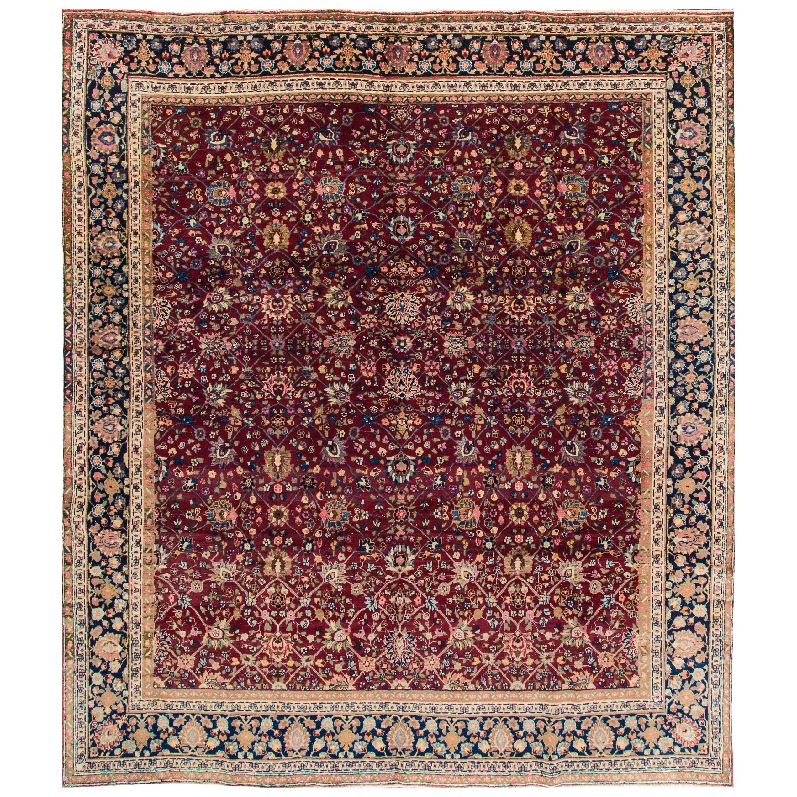 Einfach schöner antiker Täbriz-Teppich im Angebot