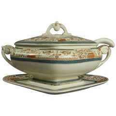 Antique Soupière en porcelaine Staffordshire du Mouvement Esthétique Anglais:: circa 1870