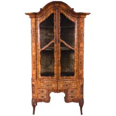 Mid-18th Century Baroque Walnut Vitrine Cabinet 6