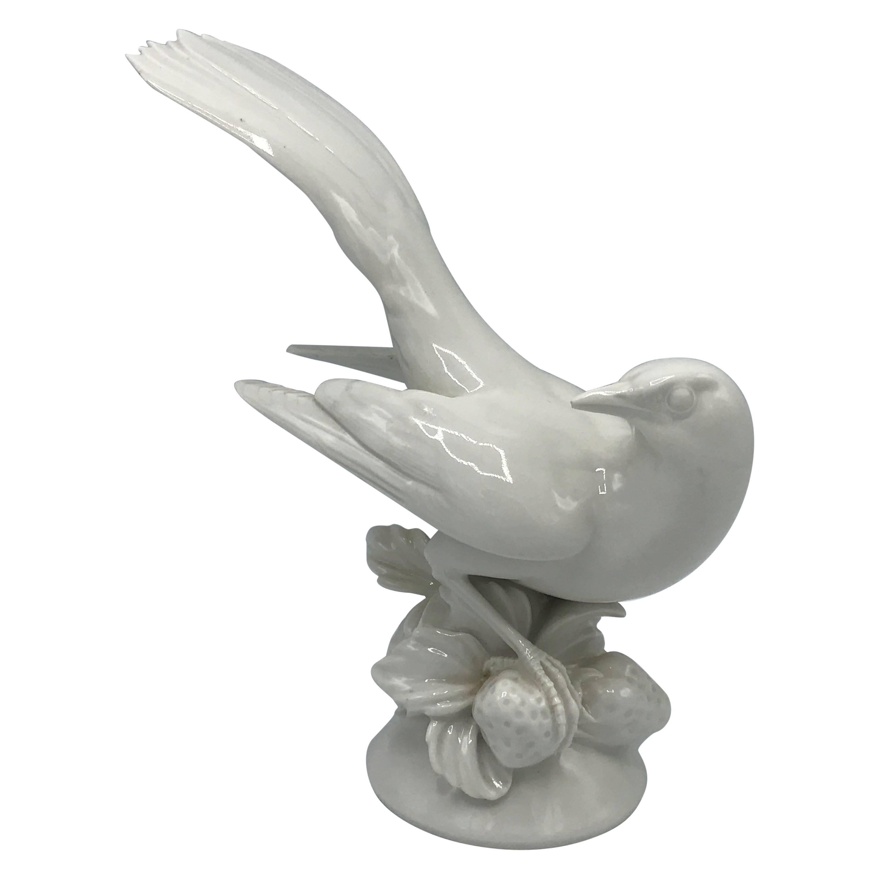 Blanc de Chine Bird Statue