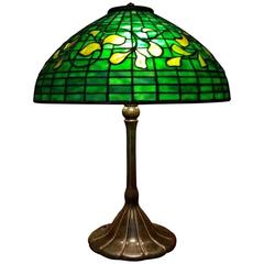 Rare Tiffany Table Lamp in Swirling Leaf Pattern
